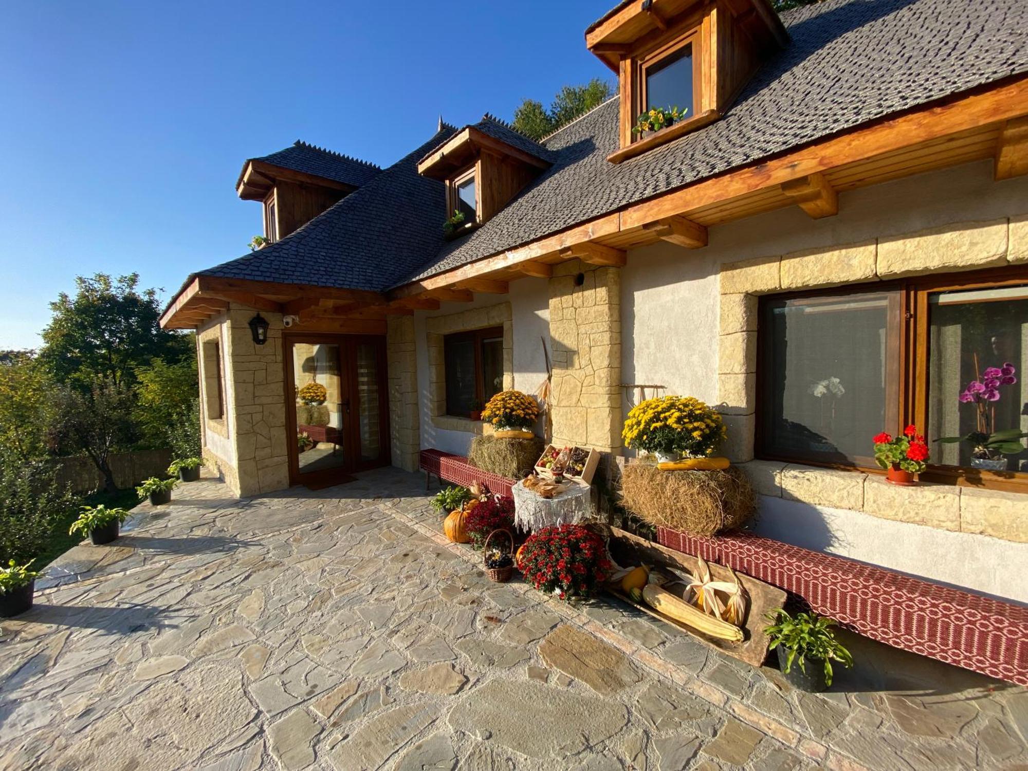 Casa Cu Sindrila Villa Vălenii de Munte Exterior foto