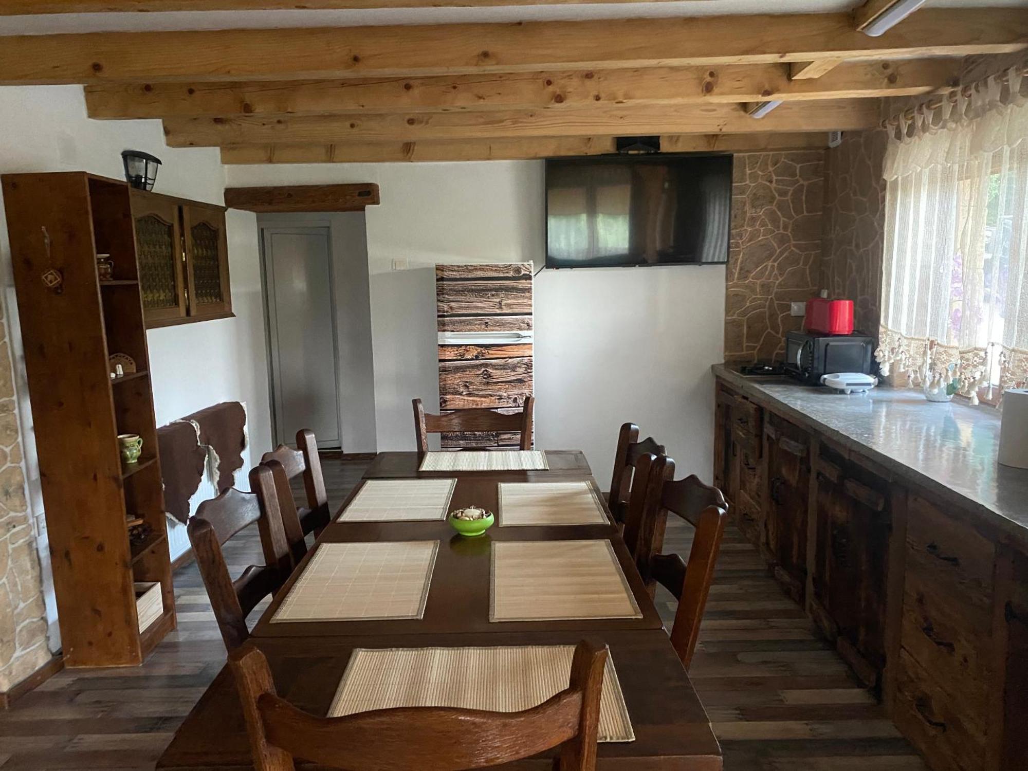 Casa Cu Sindrila Villa Vălenii de Munte Exterior foto