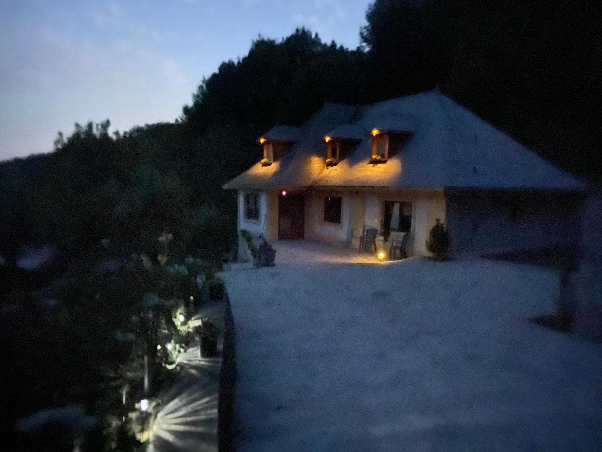 Casa Cu Sindrila Villa Vălenii de Munte Exterior foto