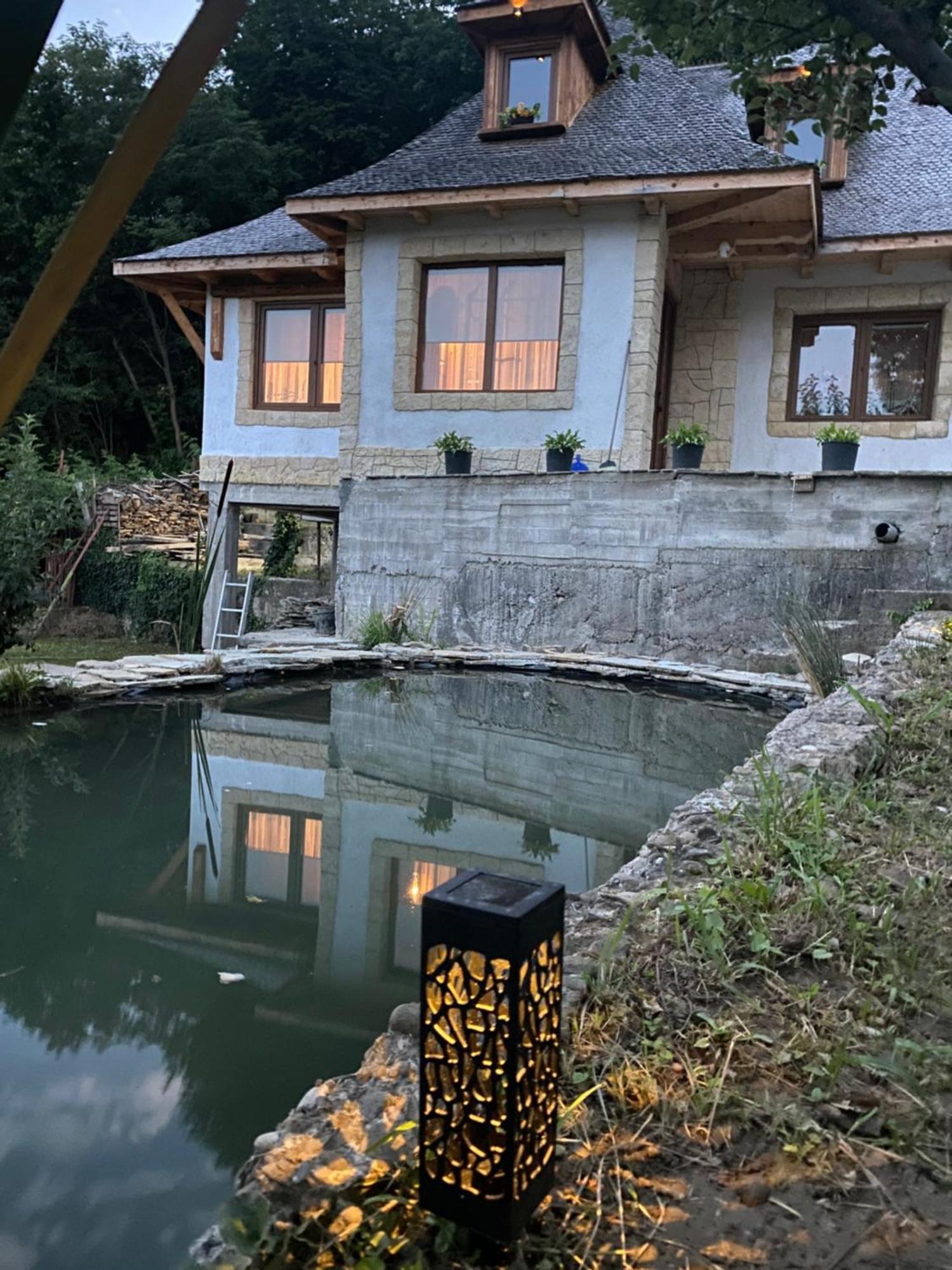 Casa Cu Sindrila Villa Vălenii de Munte Exterior foto
