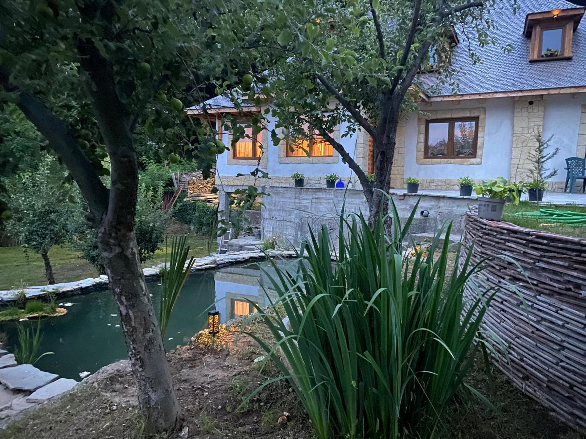 Casa Cu Sindrila Villa Vălenii de Munte Exterior foto